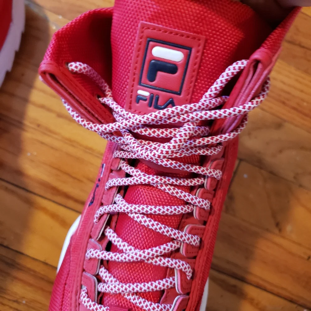 High top FILA SNEAKERS( size9) - Picture 4 of 10
